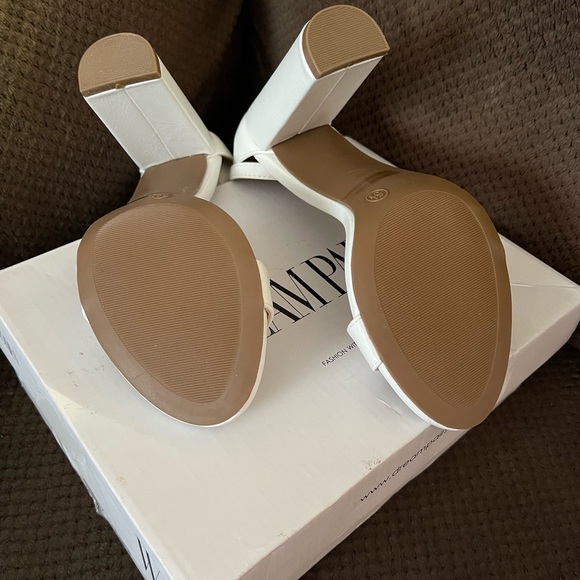 Womens Dream Paris white high heels, brand new size 5 1/2 with dust bag - Picture 5 of 8